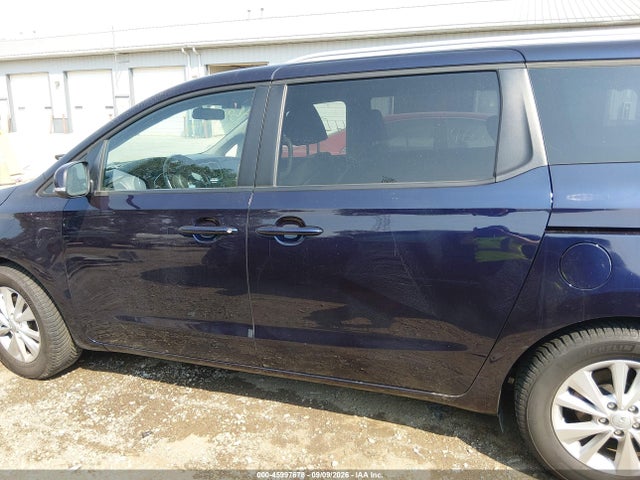2018 KIA SEDONA LX 15