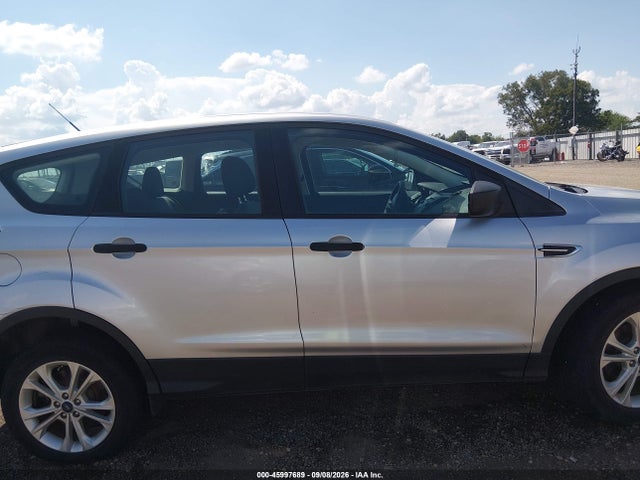 2017 FORD ESCAPE S 13