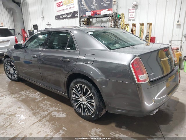 صورة 3 لـ 2013 Chrysler 300 300S