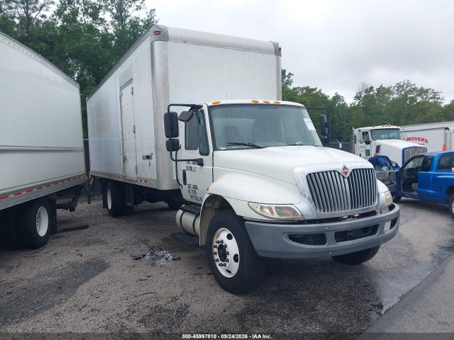 2018 INTERNATIONAL DURASTAR 4300 