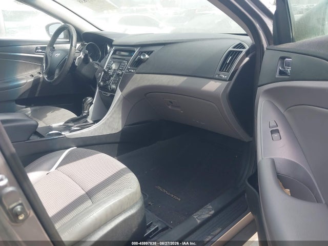 صورة 5 لـ 2011 Hyundai SONATA SE 2.0T