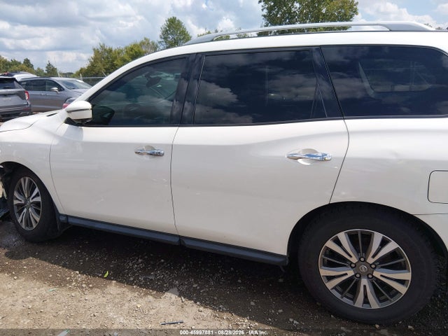 2017 NISSAN PATHFINDER SL 14