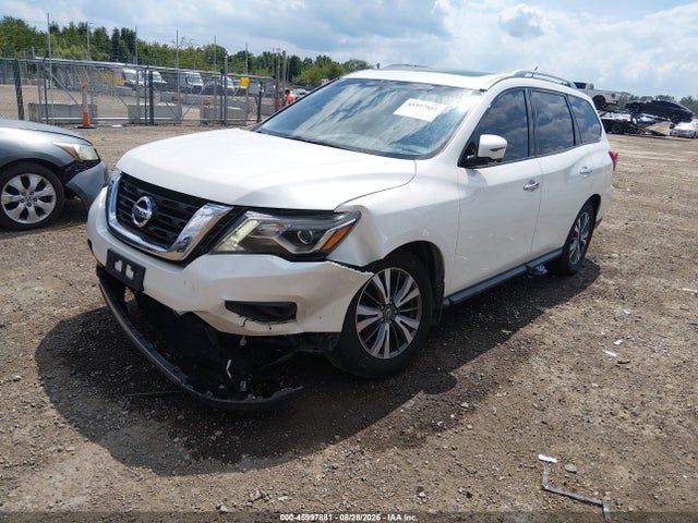 2017 NISSAN PATHFINDER SL 2