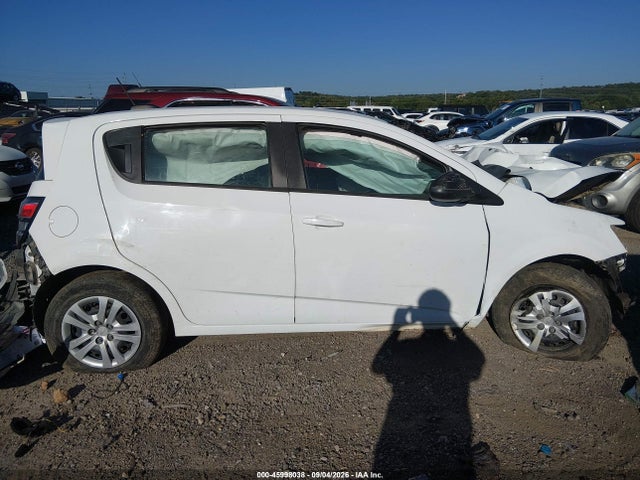 2017 CHEVROLET SONIC LT AUTO 14