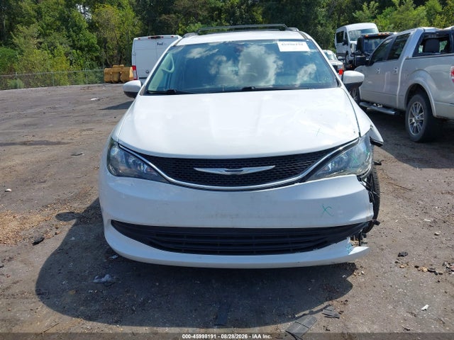 2017 CHRYSLER PACIFICA TOURING 13