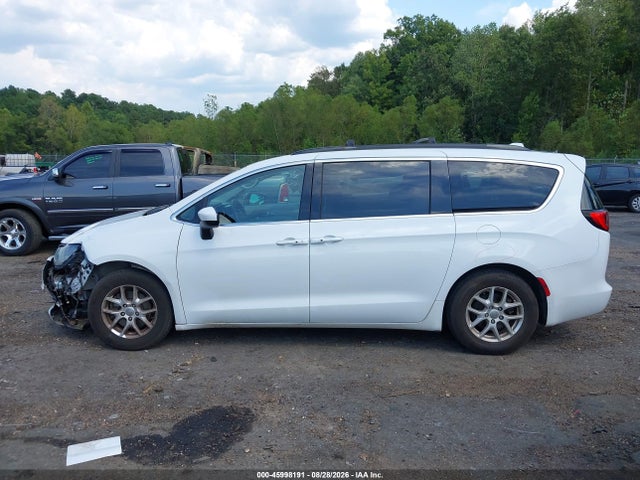 2017 CHRYSLER PACIFICA TOURING 15