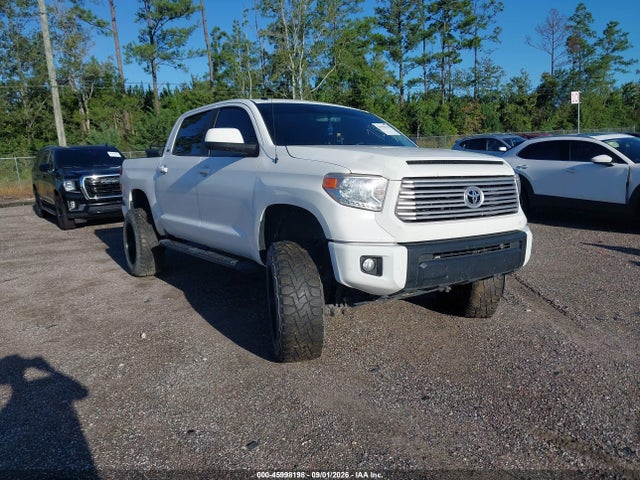 2017 TOYOTA TUNDRA SR5 5.7L V8