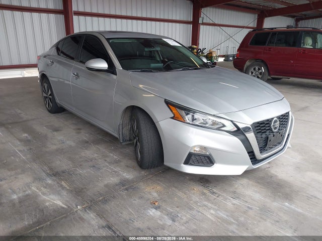 2021 NISSAN ALTIMA SV FWD