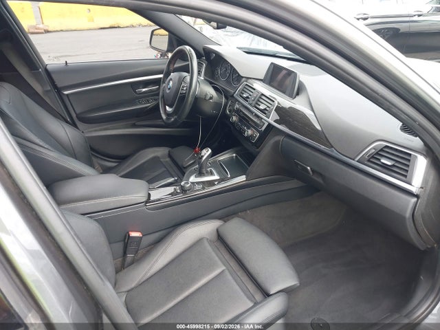 2017 BMW 330I 照片 5