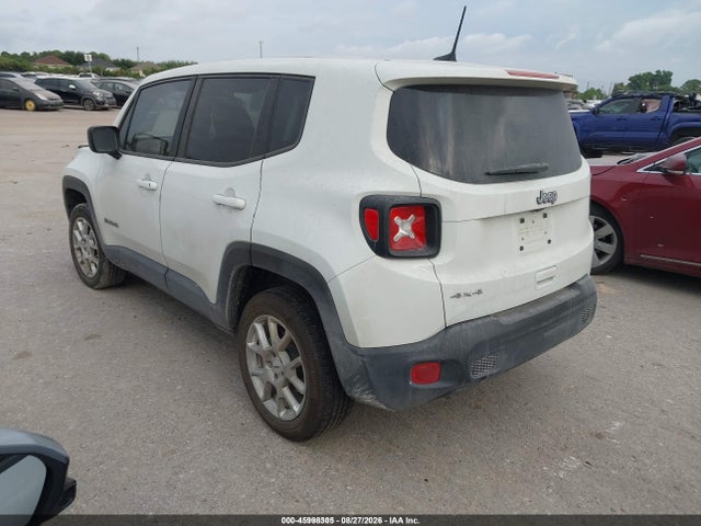 2023 JEEP RENEGADE LATITUDE 4X4 3