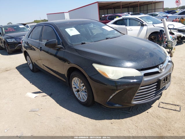 2016 TOYOTA CAMRY LE