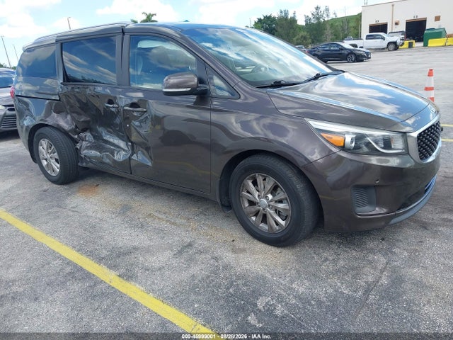 2018 KIA SEDONA LX