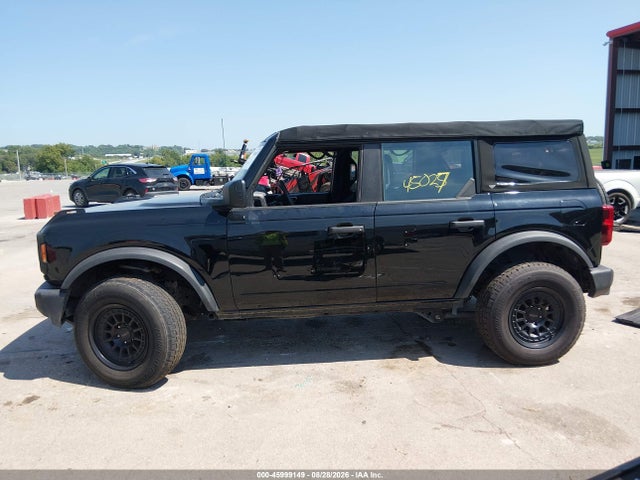 2023 FORD BRONCO 13