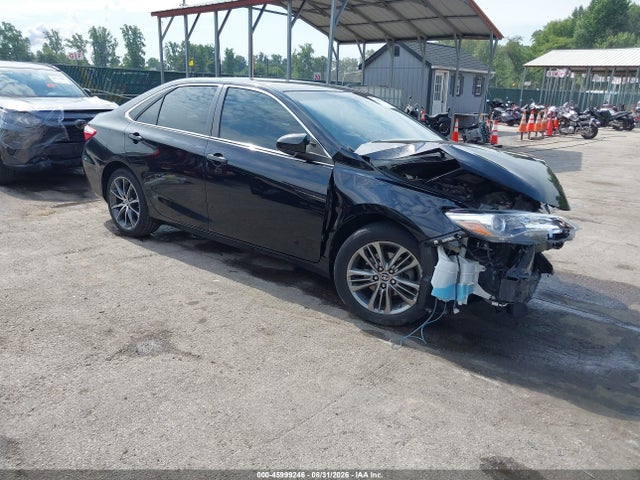 2017 TOYOTA CAMRY SE