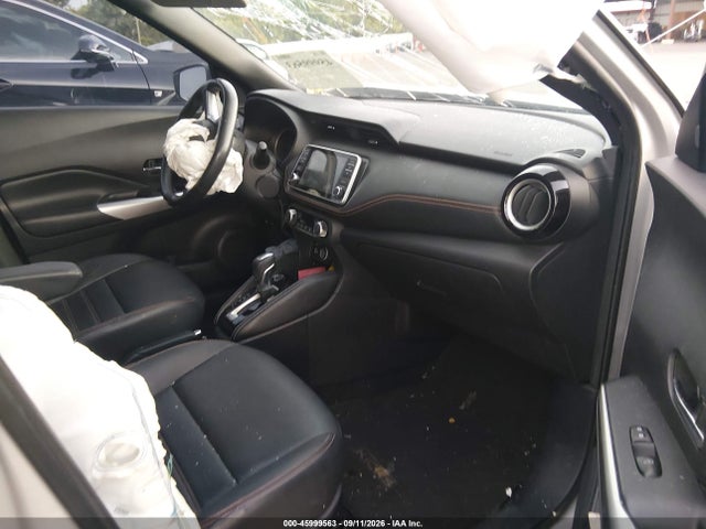 2019 NISSAN KICKS SR 5