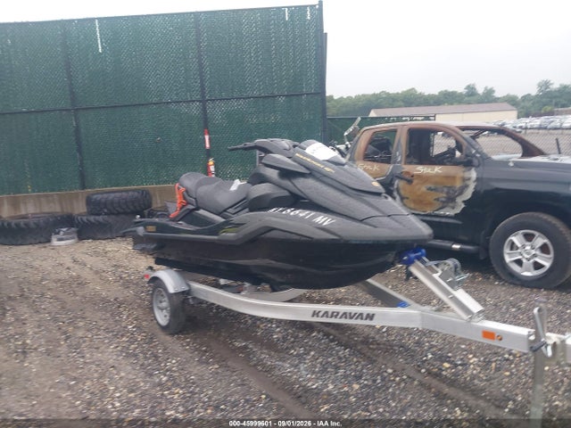 2025 YAMAHA FX SVHO 