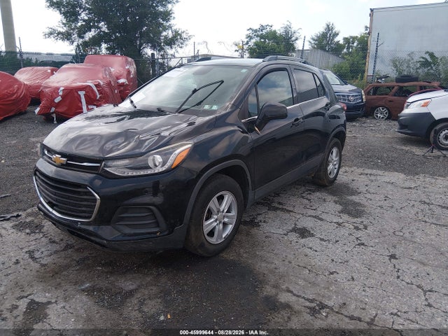 2017 CHEVROLET TRAX LT 2