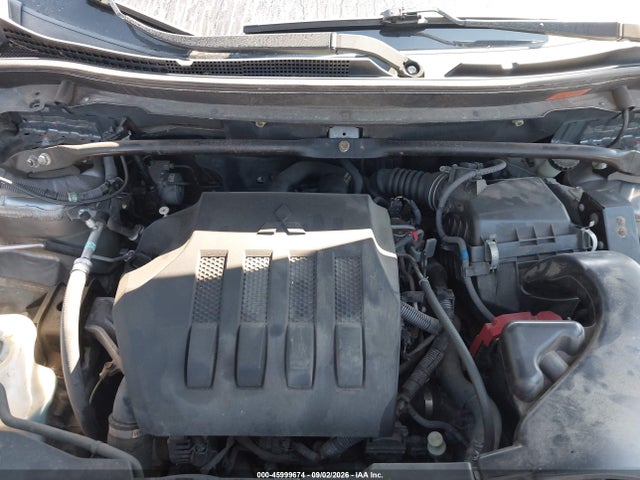 2018 MITSUBISHI ECLIPSE CROSS ES 10
