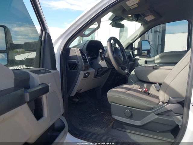 2022 FORD F-450 CHASSIS XL 3