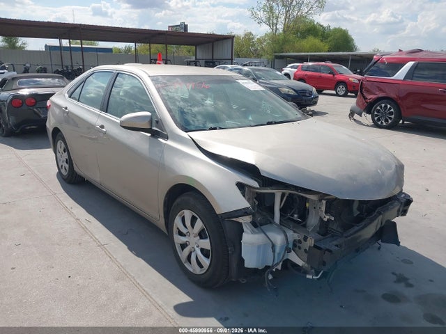 2016 TOYOTA CAMRY LE