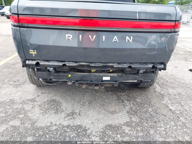 صورة 6 لـ 2022 Rivian R1T ADVENTURE