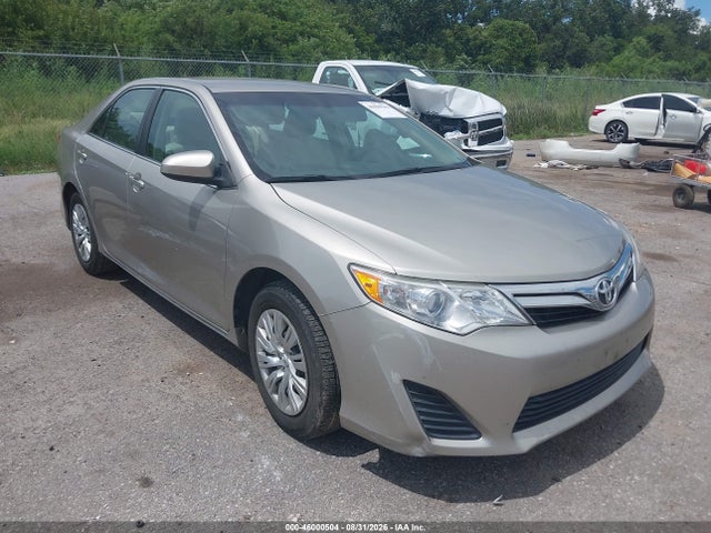 2014 TOYOTA CAMRY LE