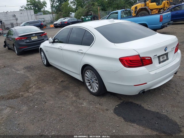 2013 BMW 535I XDRIVE photo 3