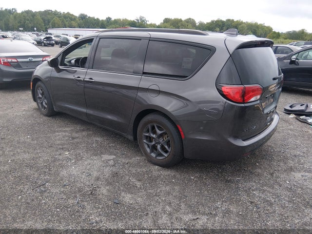 2018 CHRYSLER PACIFICA TOURING L 3