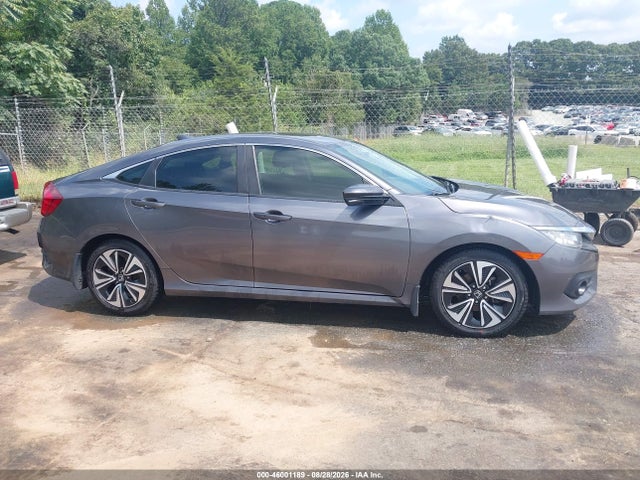 2018 Honda CIVIC EX-T — фото 13