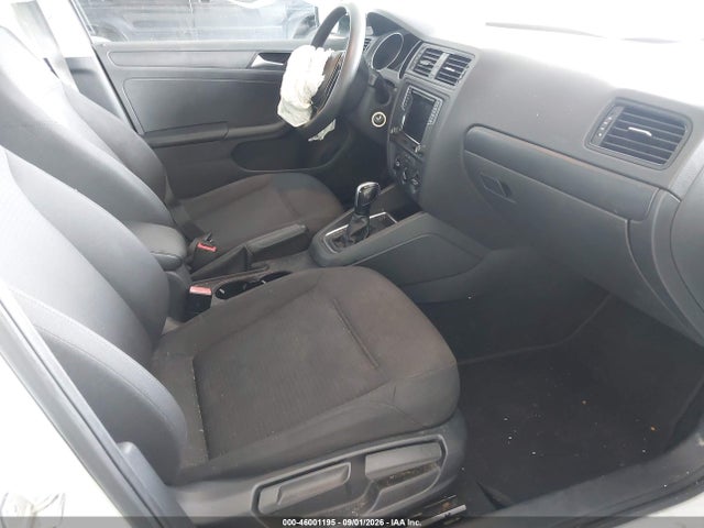 صورة 5 لـ 2016 Volkswagen JETTA 1.4T S