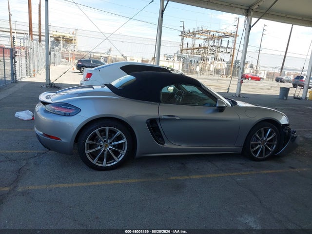2018 PORSCHE 718 BOXSTER 14