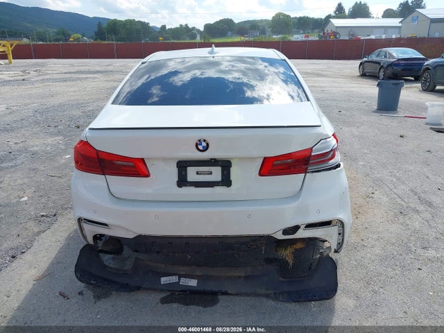 2018 BMW 540I 17