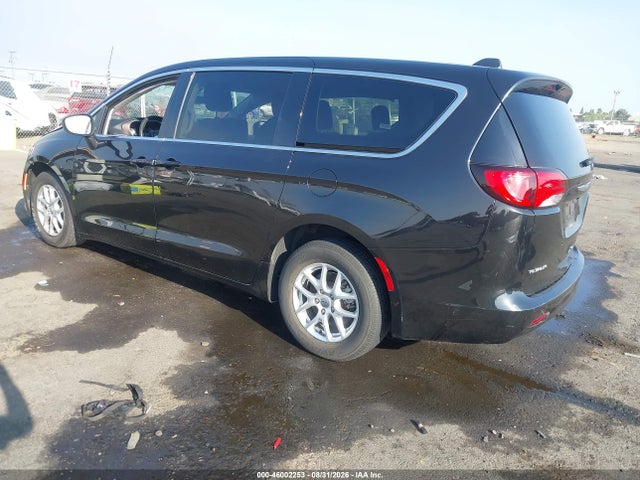 2023 CHRYSLER VOYAGER LX 3