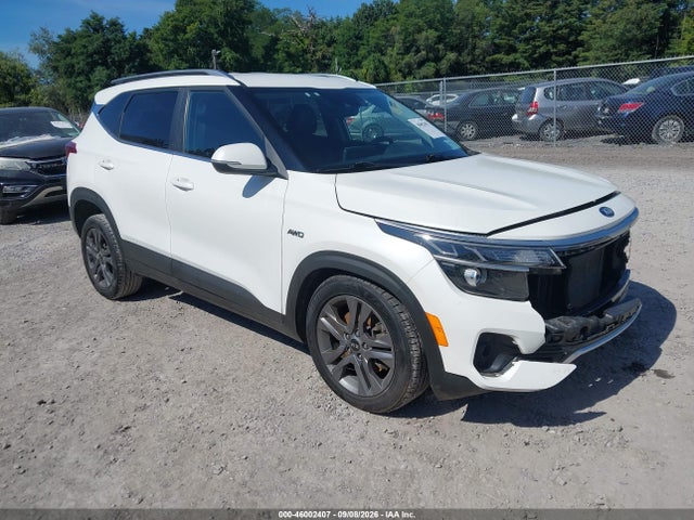 2021 KIA SELTOS S