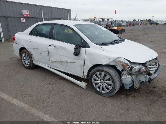 2013 TOYOTA COROLLA LE