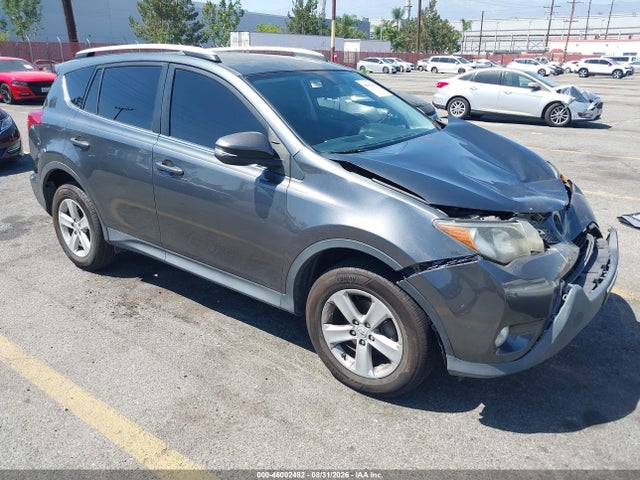 2014 TOYOTA RAV4 XLE
