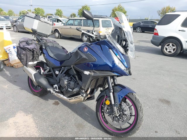 2025 HONDA NT1100 D
