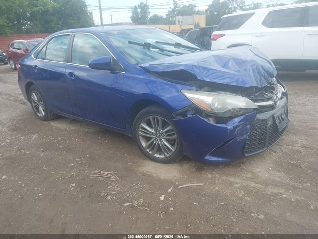 2016 TOYOTA CAMRY SE