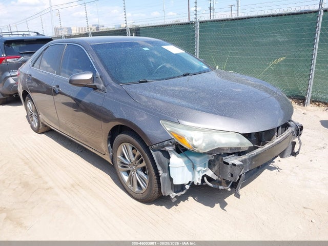 2015 TOYOTA CAMRY SE
