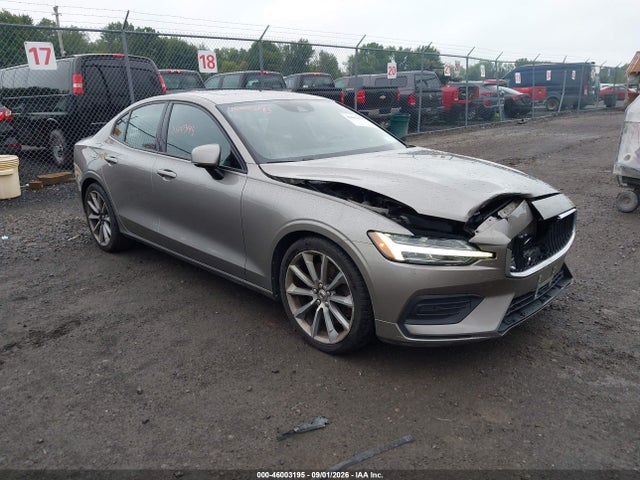 2019 VOLVO S60 T6 MOMENTUM