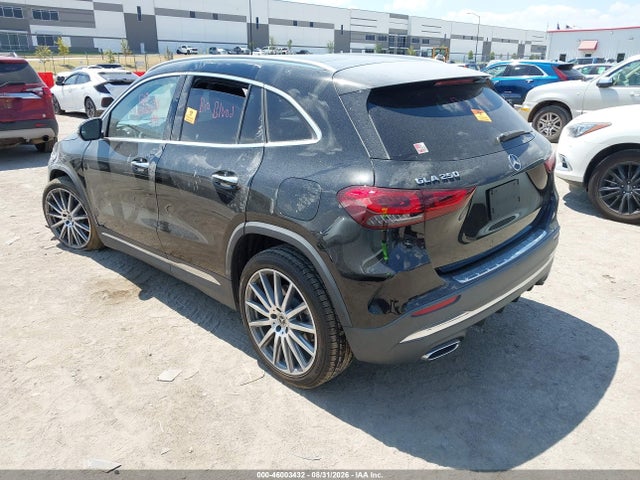 2023 MERCEDES-BENZ GLA 250 3