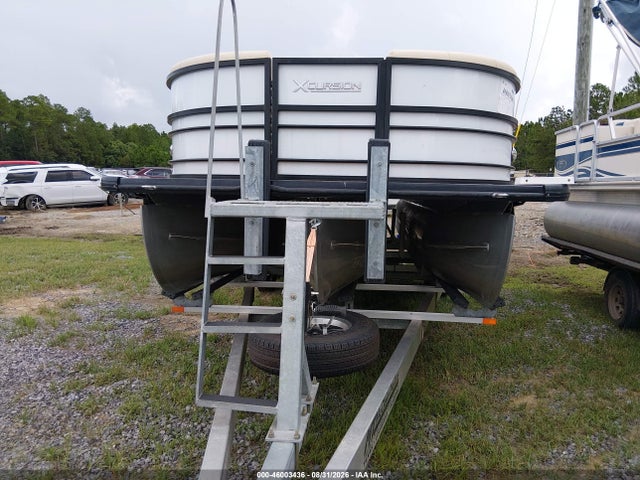 2021 OTHER XCURSION PONTOON 6
