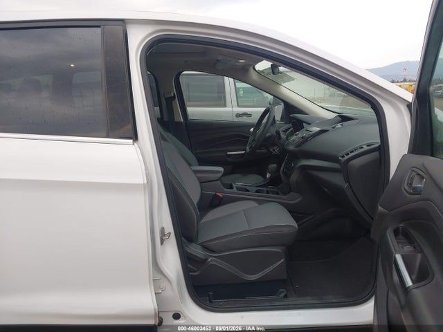 2017 FORD ESCAPE SE 5