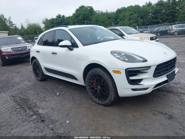 2017 PORSCHE MACAN GTS