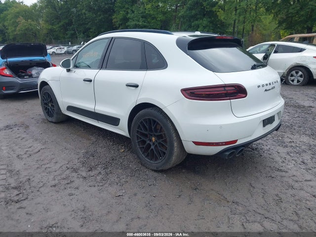 2017 PORSCHE MACAN GTS 3