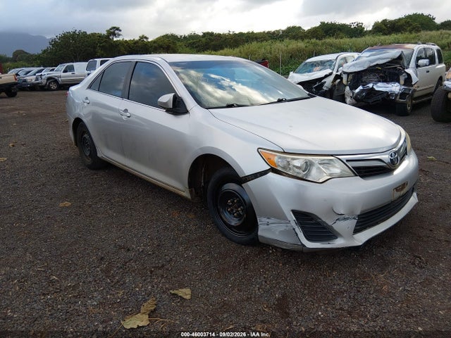 2013 TOYOTA CAMRY LE