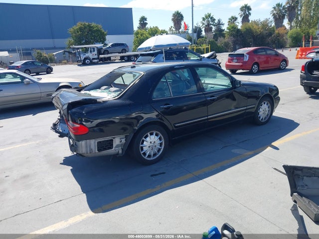 2000 Mercedes-BENZ E 320 照片 4