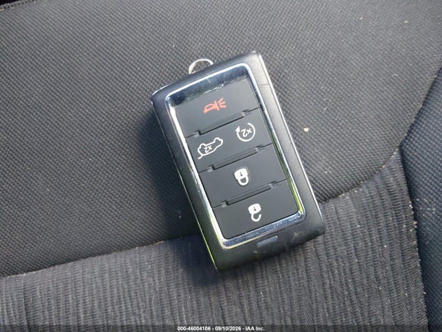 2023 JEEP GRAND CHEROKEE LAREDO 4X4 11