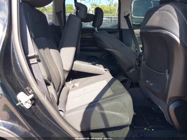 2023 JEEP GRAND CHEROKEE LAREDO 4X4 8