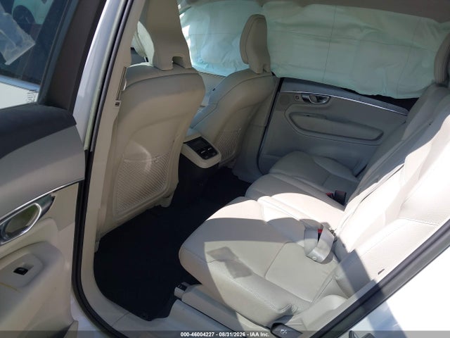 2023 VOLVO XC90 B5 CORE 8